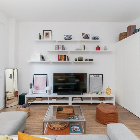 Ferienwohnung "Movie Heaven" Metro-Centric & Luxury Hub Mailand Exterior foto