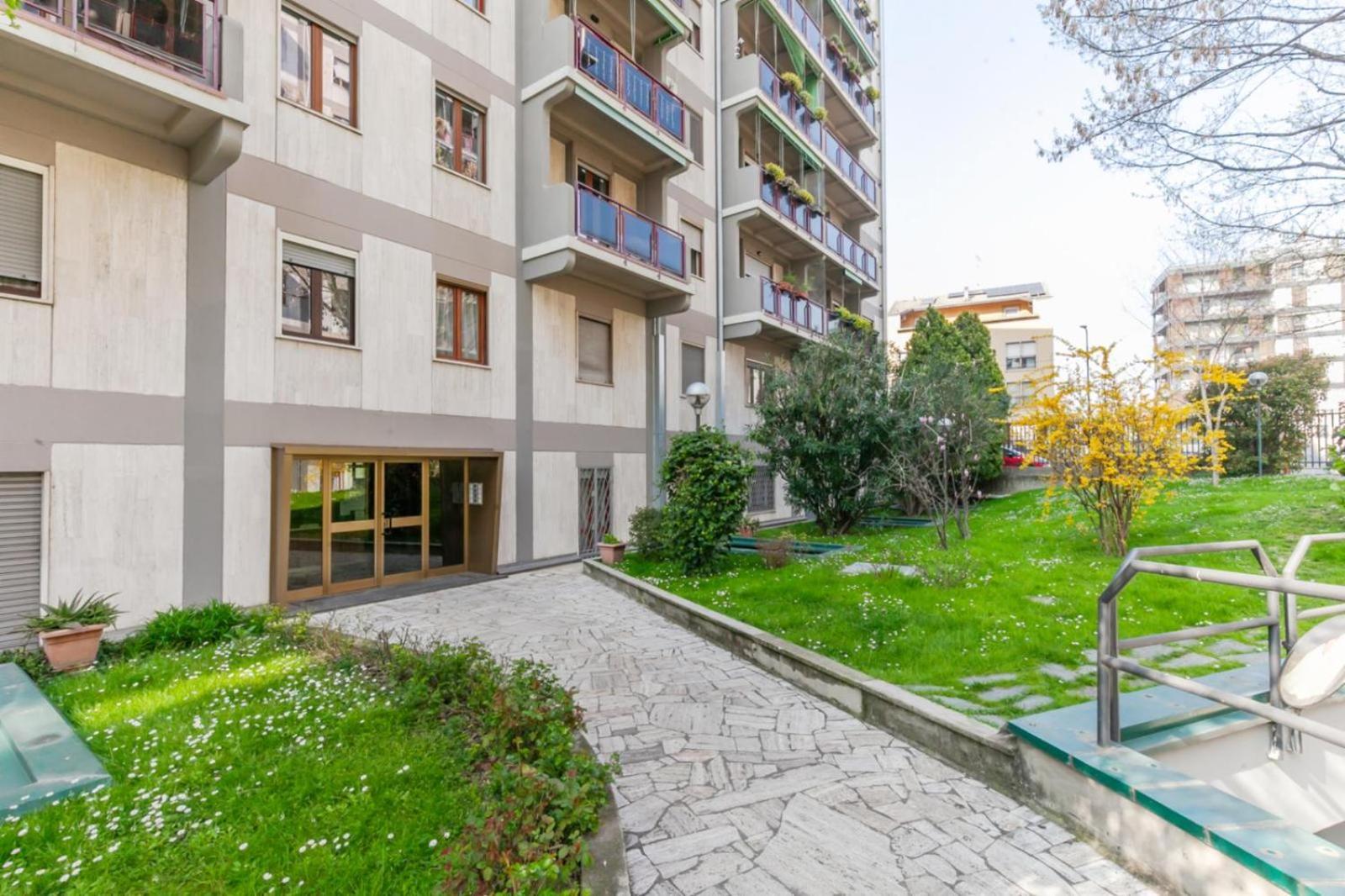Ferienwohnung "Movie Heaven" Metro-Centric & Luxury Hub Mailand Exterior foto